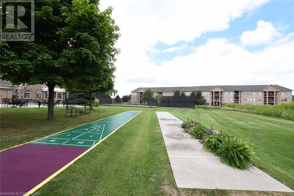 Mount Hope, ON L0R1W0,60 NATALIA AVE #2