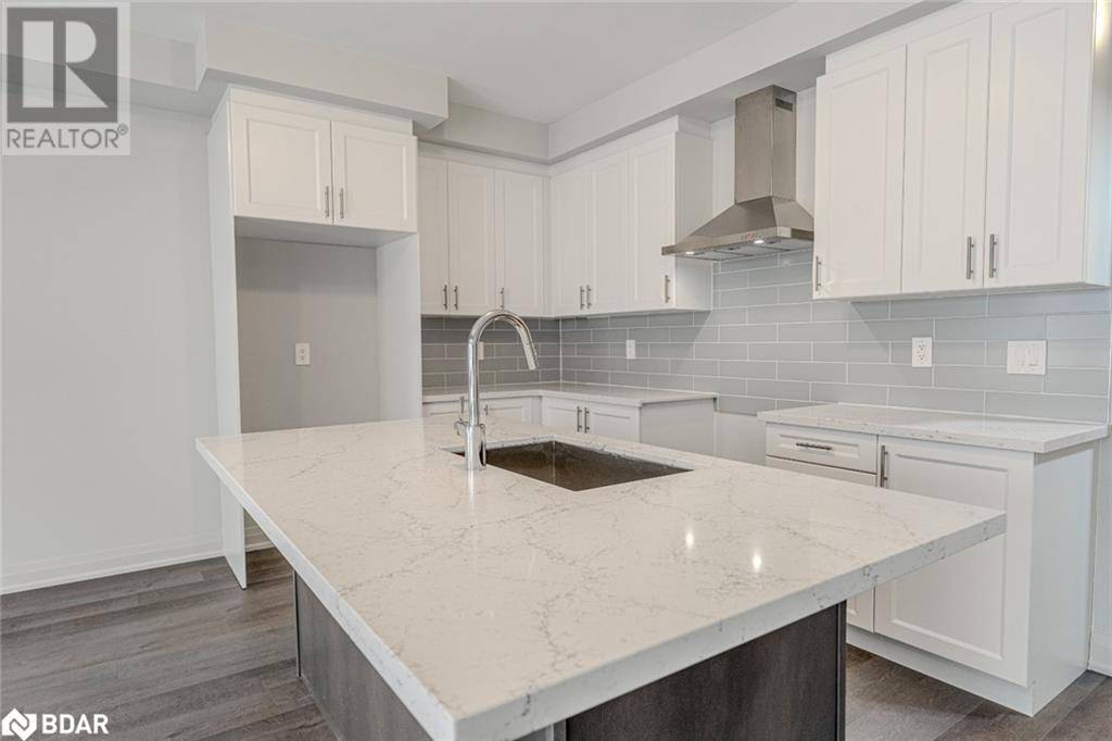Barrie, ON L9J0Z4,25 AMSTERDAM Drive