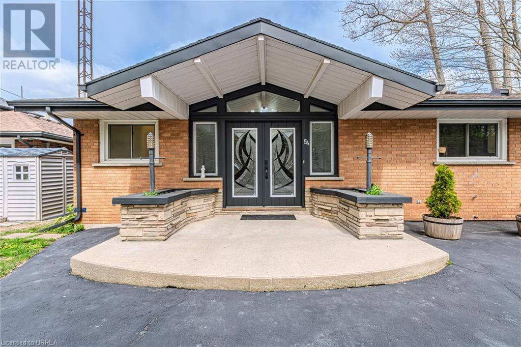 Port Dover, ON N0A1N7,54 GRAND Street