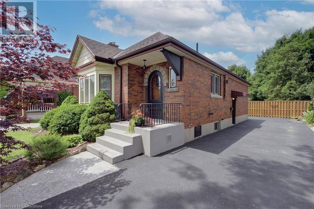 Brantford, ON N3S1H6,25 BALDWIN Avenue