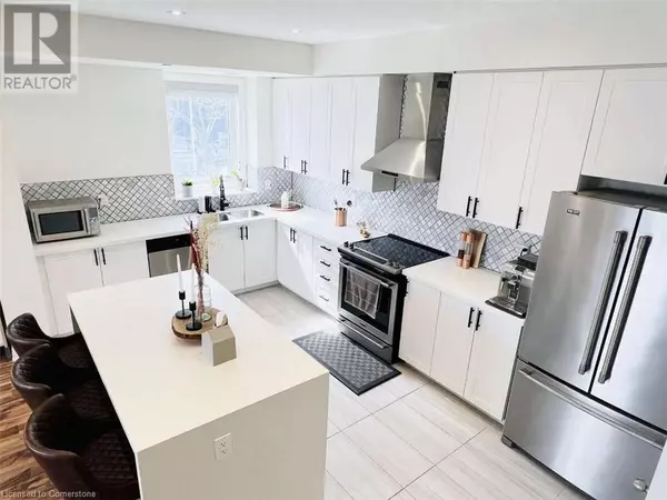 Mississauga, ON L5J0B3,2255 MCNAB LN #9