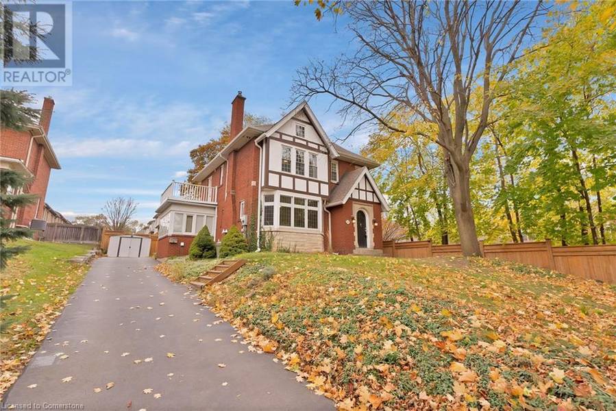 295 PLAINS Road W, Burlington, ON L7T1G1
