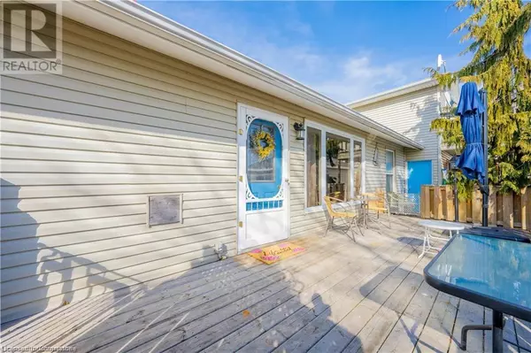 Port Dover, ON N0A1N0,2035 ERIE Street