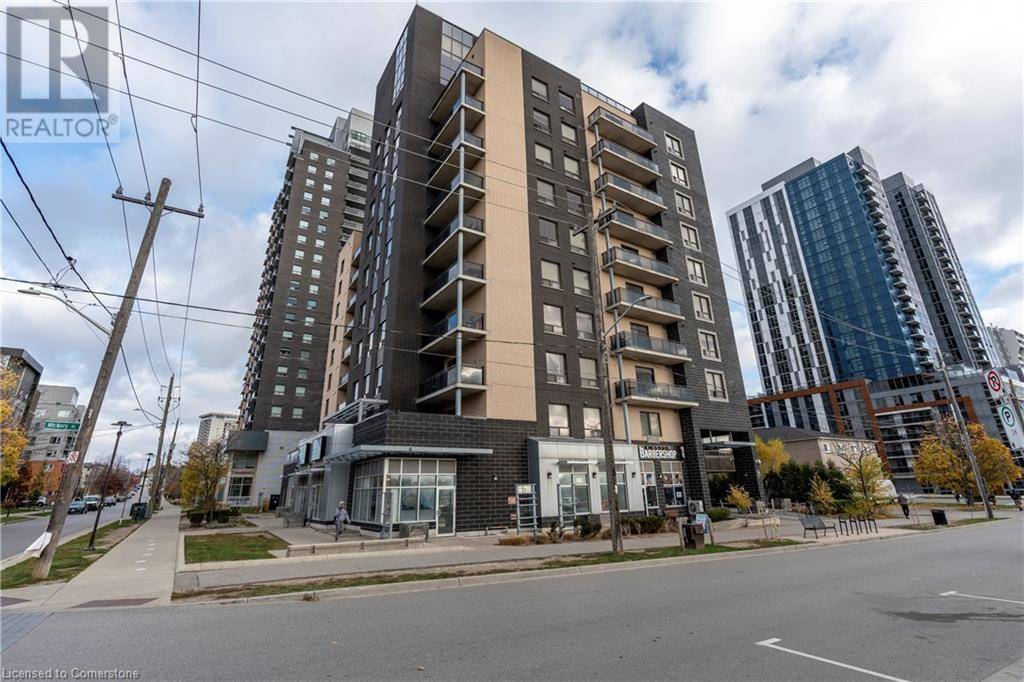 Waterloo, ON N2L3H6,8 HICKORY ST West #101