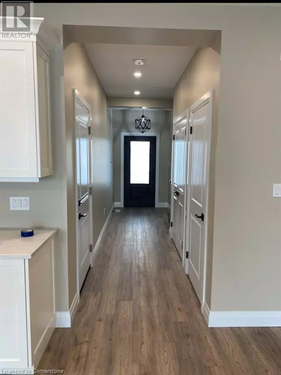 Elmira, ON N3B0E4,248 TIMBER TRAIL Road