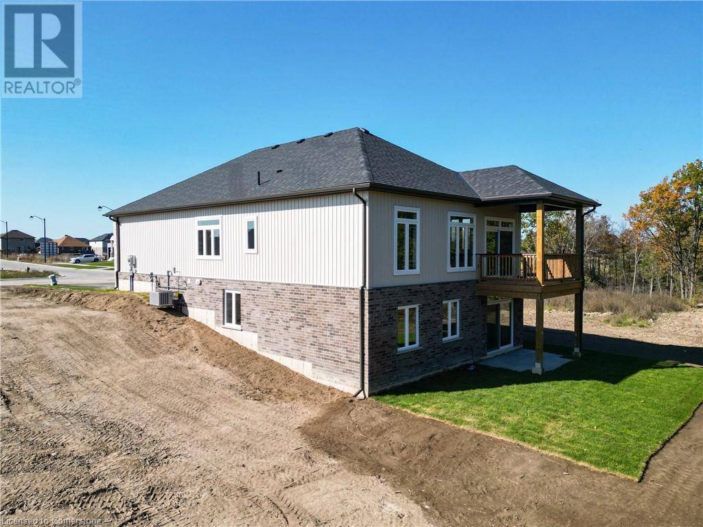 Cayuga, ON N0E1E0,57 PIKE CREEK Drive