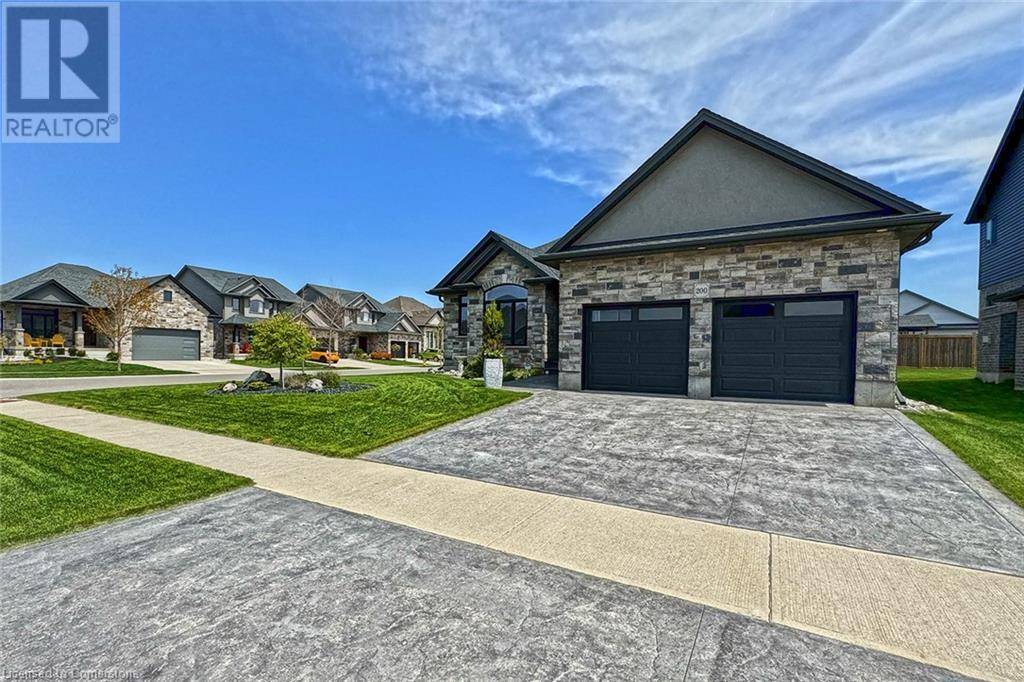 Woodstock, ON N4S0E1,200 JUNIPER Street