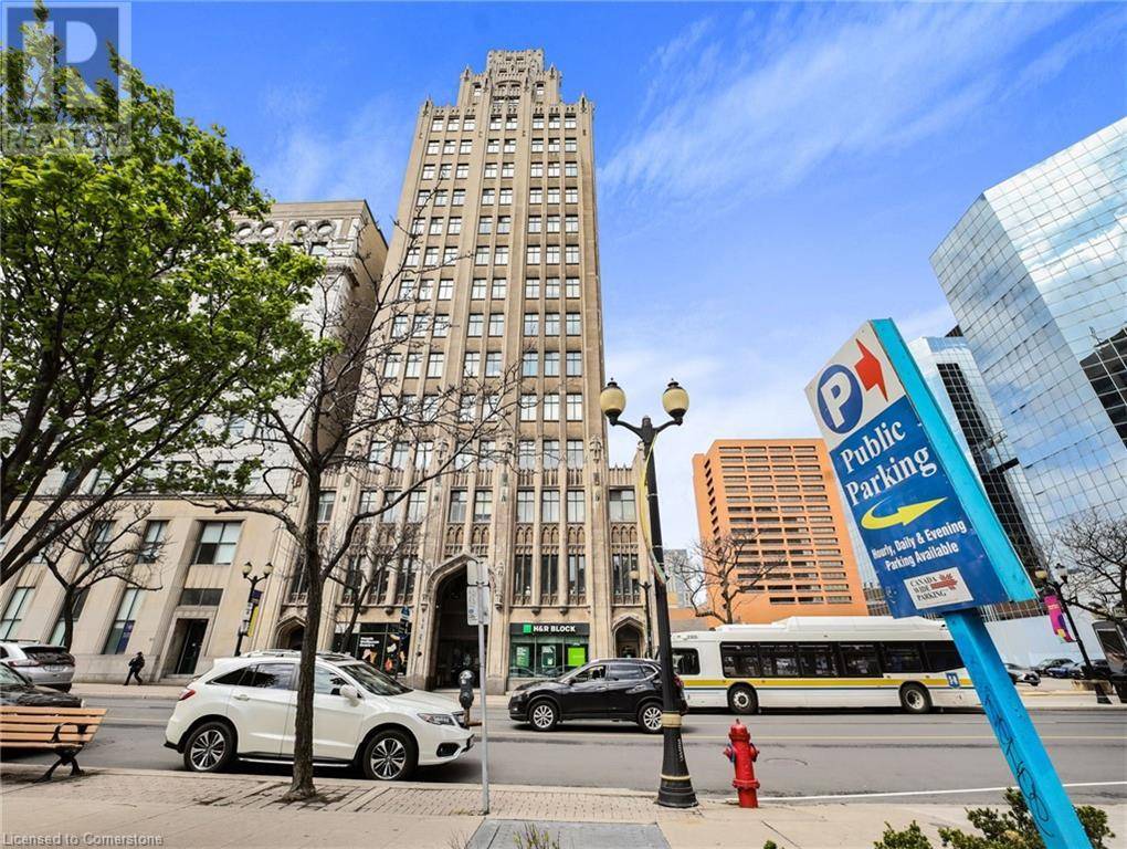 Hamilton, ON L8V4W4,36 JAMES ST South #703