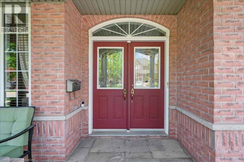 Burlington, ON L7M4X2,2222 SNEAD Road
