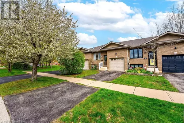 Brantford, ON N3S4Y1,576 GREY Street