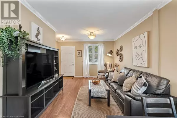 Hamilton, ON L8N1V9,177 YOUNG Street