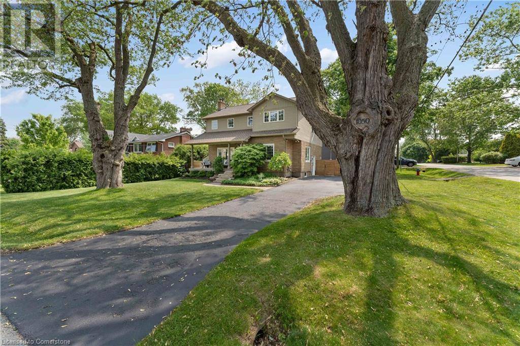 1050 ST. MATTHEW'S Avenue, Burlington, ON L7T2J4