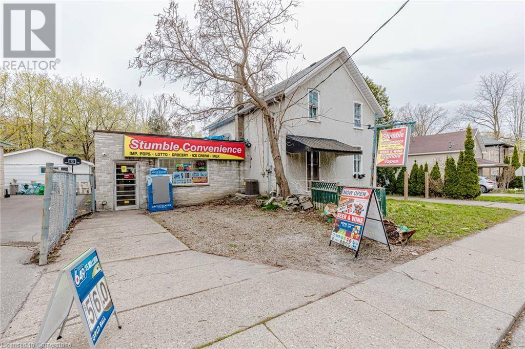 Cambridge, ON N3C2N7,136 COOPER Street