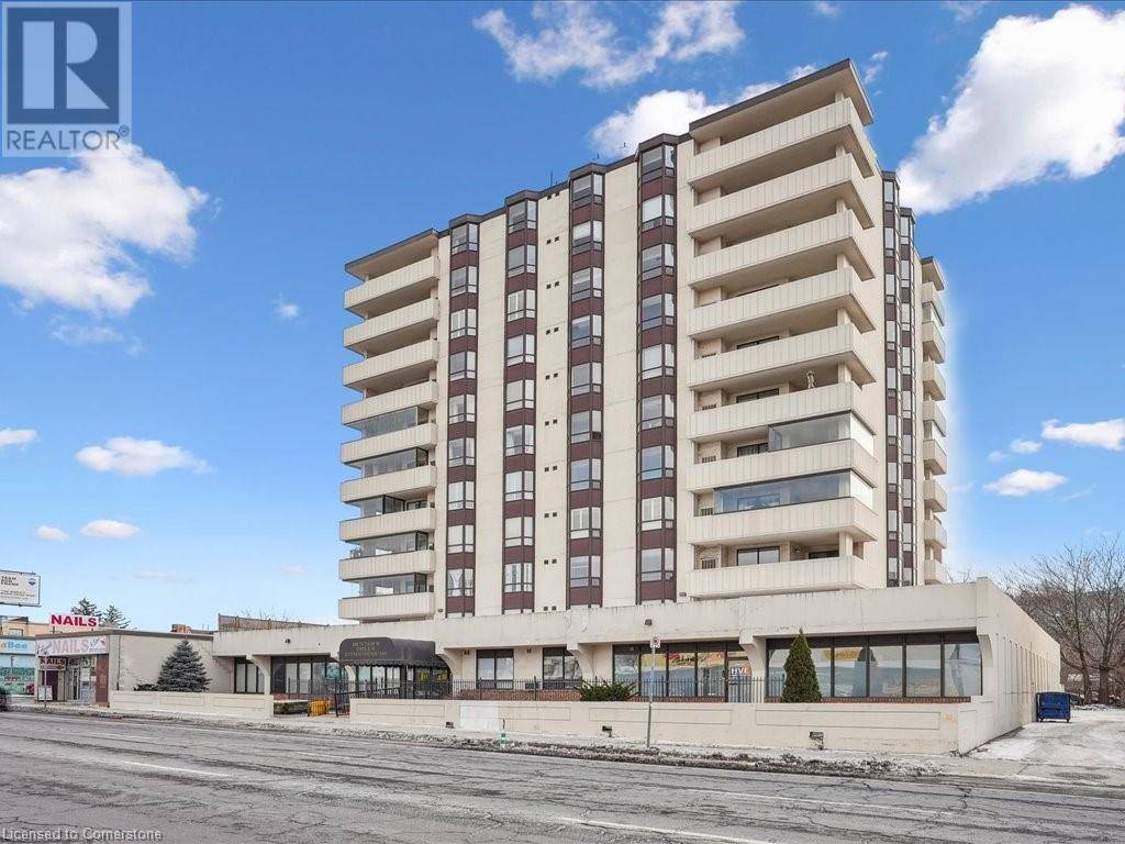 Hamilton, ON L8N1J9,432 MAIN ST East #504