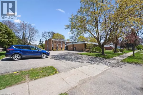 Stratford, ON N5A5W3,380 HIBERNIA Street