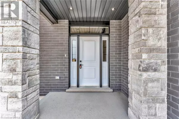 Waterford, ON N0E1Y0,154 VANROOY Trail
