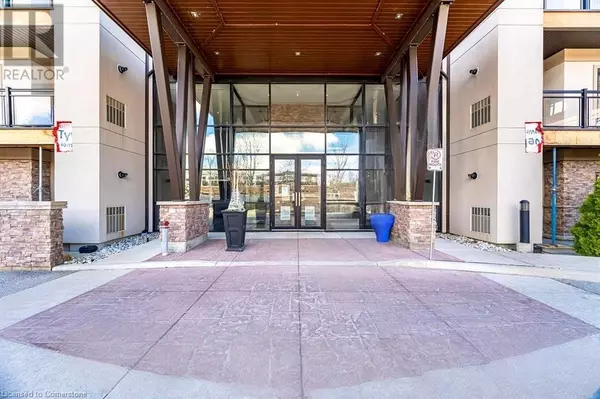 Oakville, ON L6K0H7,128 GARDEN DR #207