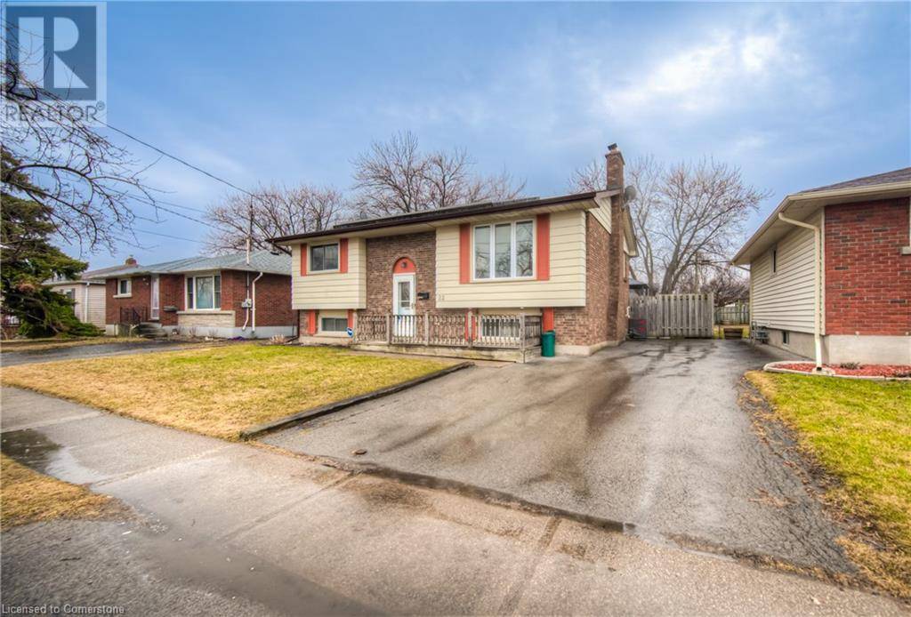 St. Catharines, ON L2P1L7,22 BATTERSEA Avenue