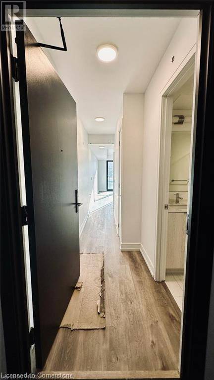 Hamilton, ON L8R3J2,1 JARVIS ST #309