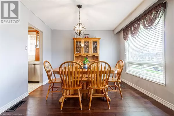 Burlington, ON L7N3A5,700 WOODVIEW Road