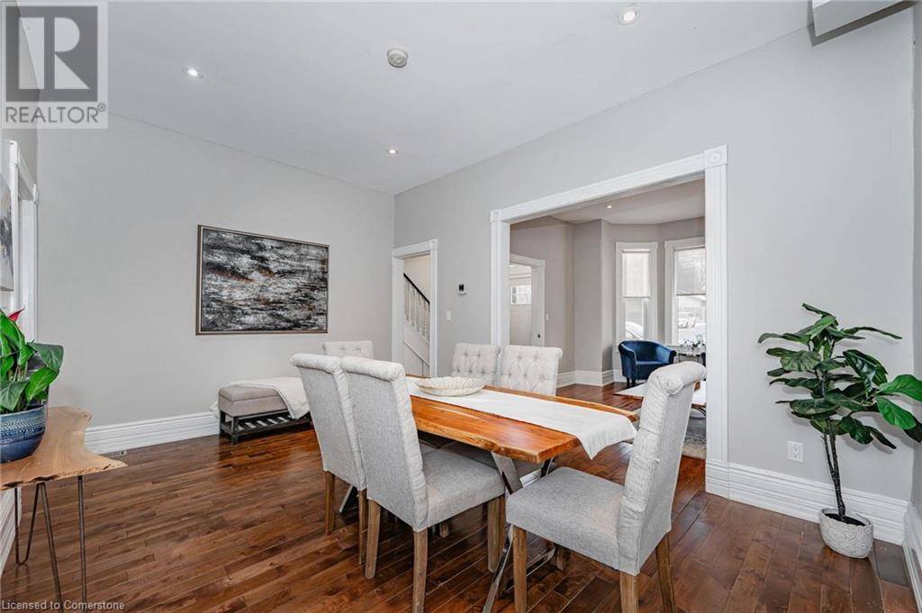 Guelph, ON N1H3P7,103 SURREY Street E
