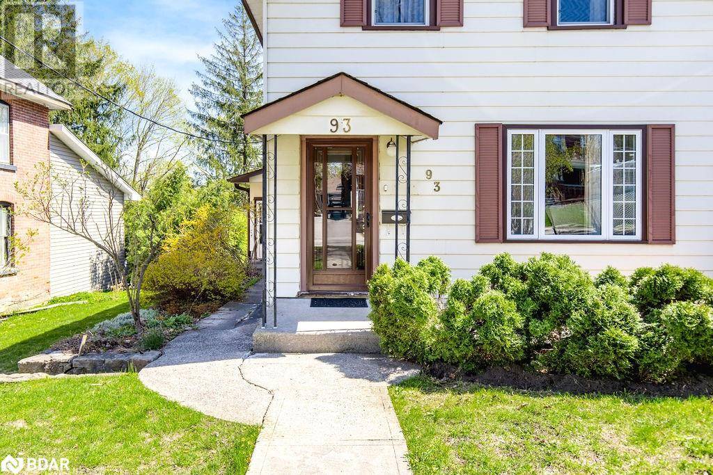 Orillia, ON L3V2A4,93 JARVIS Street