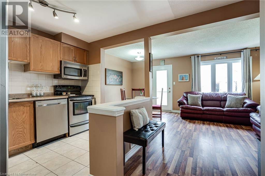 Hamilton, ON L9B2R9,1809 UPPER WENTWORTH ST #11