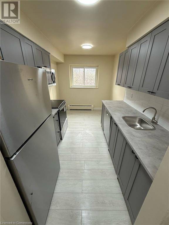 Waterloo, ON N2J3X2,145 MACGREGOR Crescent