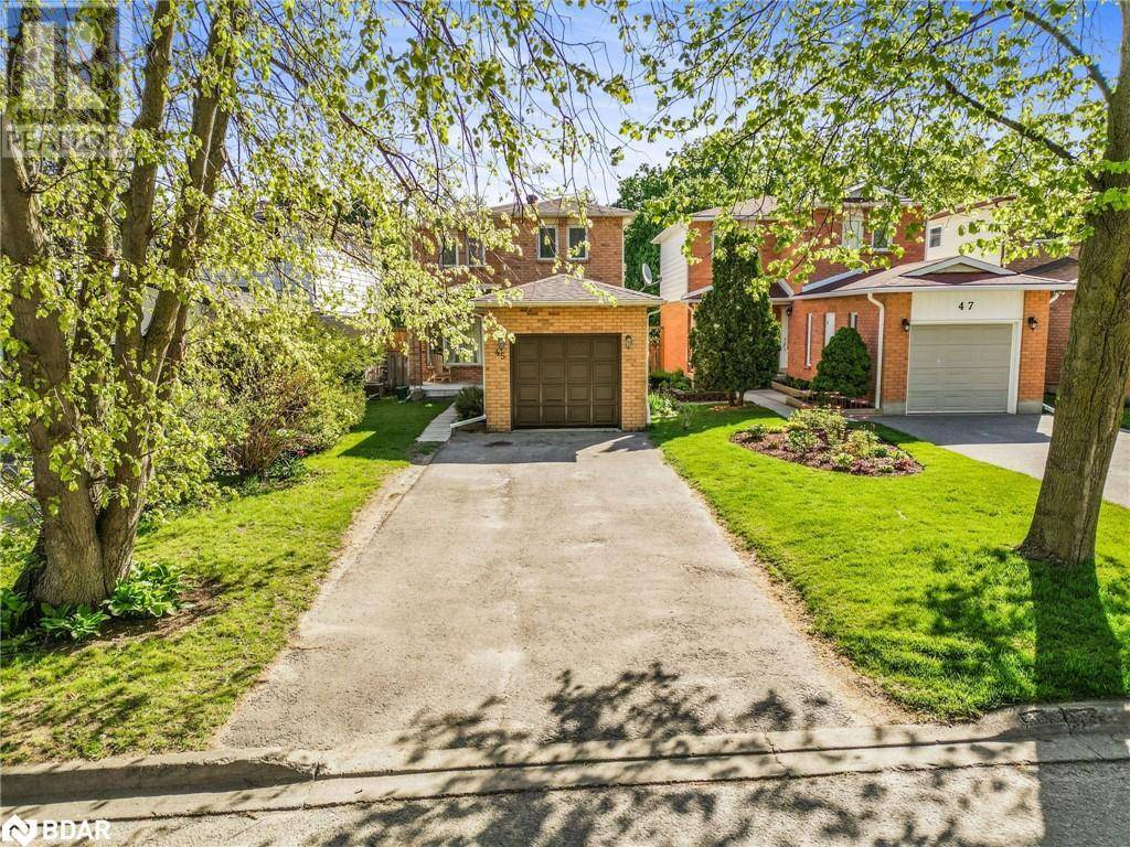 Barrie, ON L4N5T8,45 GARDEN Drive