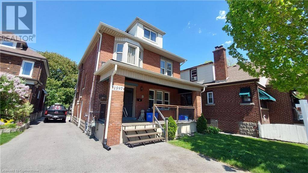 1597 KING Street E, Hamilton, ON L8K1T5