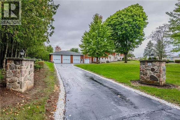 Mitchell, ON N0K1N0,186 NAPIER Street