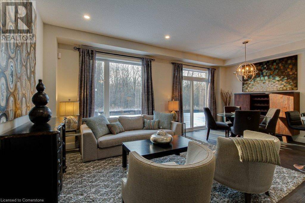London, ON N6M0A1,2258 SOUTHPORT Crescent