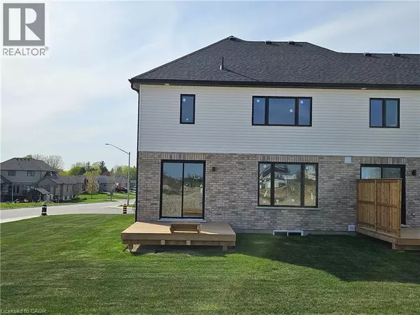 Harriston, ON N0G1Z0,40 ANNE Street W