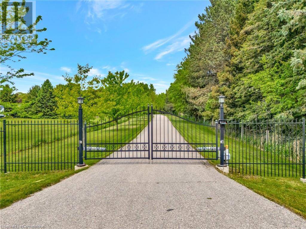 Puslinch, ON N0B2J0,7628 WELLINGTON COUNTY RD 34