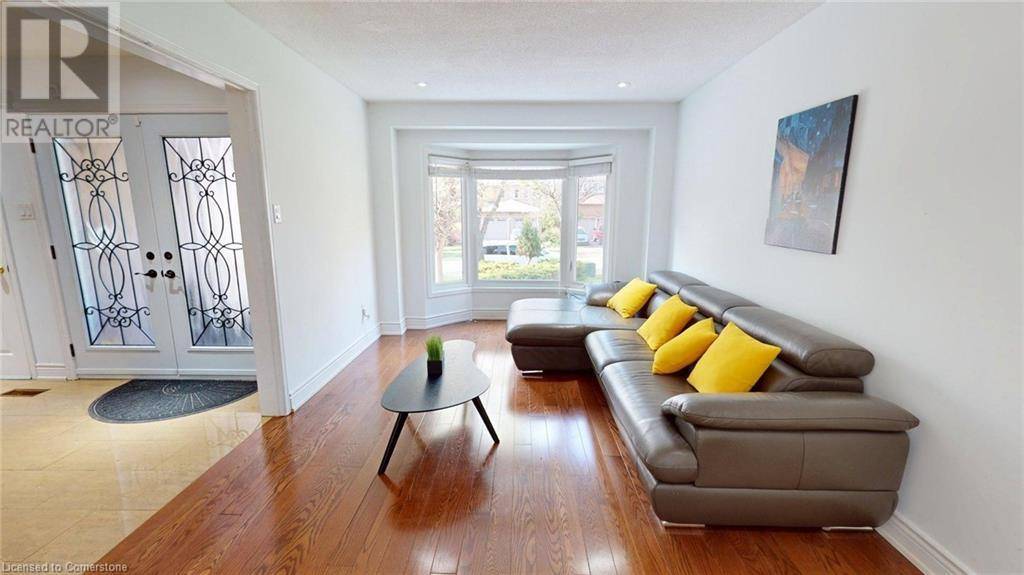 Mississauga, ON L4Z3B5,438 OJIBWAY Trail