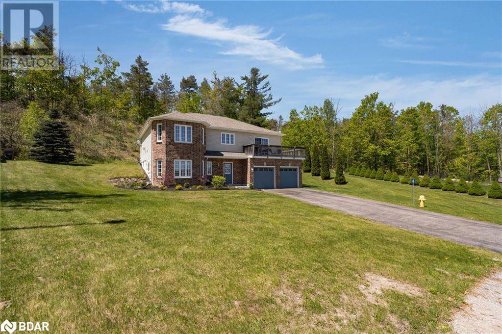 Oro-medonte, ON L0K1E0,8 ASH COURT Court