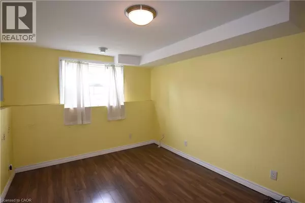 Thorold, ON L2V3B3,3 ELGIN Street S