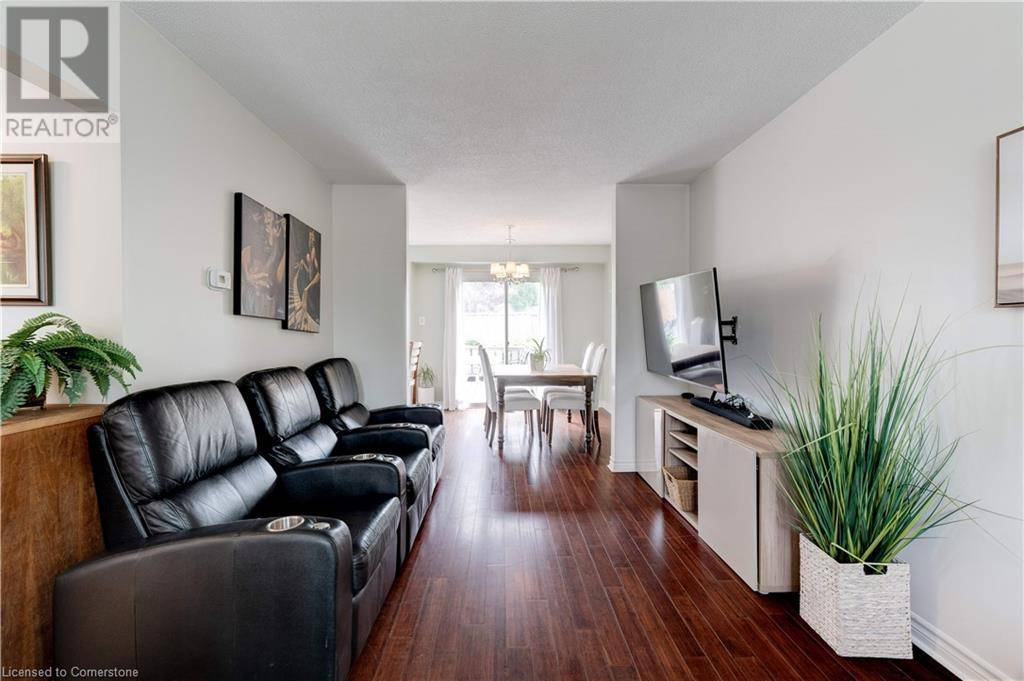 Burlington, ON L7P4M1,2408 PAULA Court