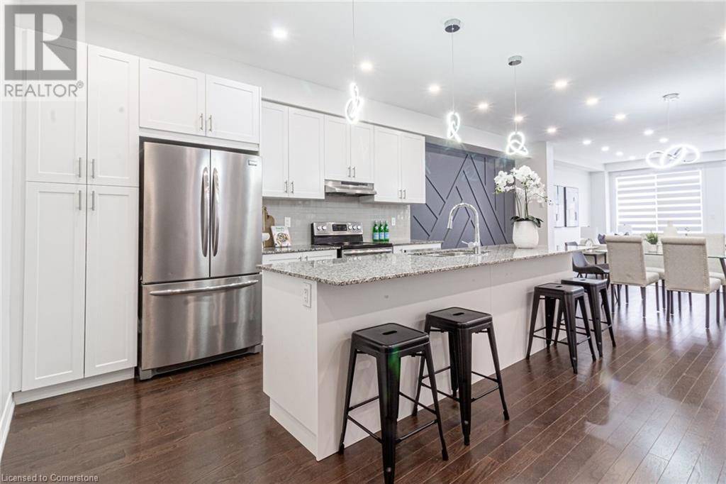 Milton, ON L9E1K4,1406 FARMSTEAD Drive