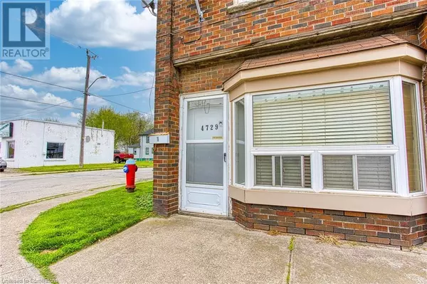 Niagara Falls, ON L2E2Z4,4727-4729 FERGUSON Street