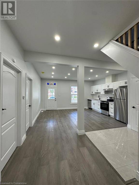 920 CONCESSION ST #Main, Hamilton, ON L8V1E8
