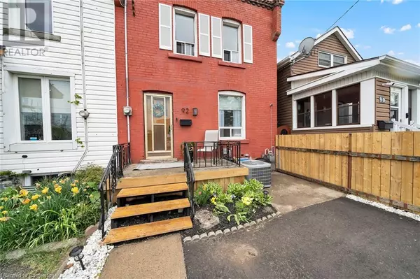 Hamilton, ON L8L7J7,92 GLENDALE Avenue N