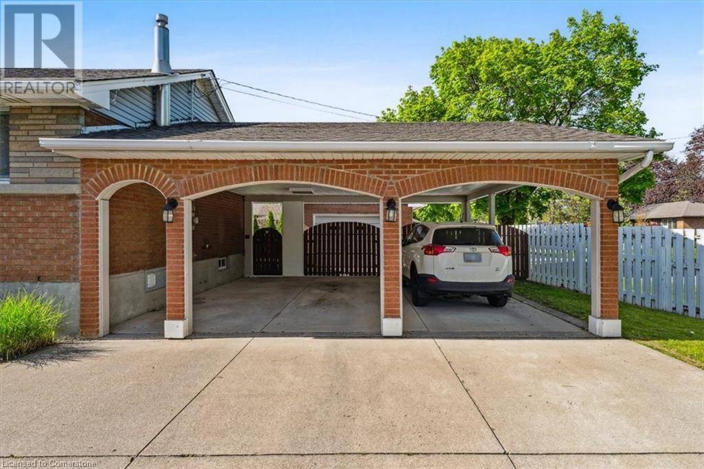 St. Catharines, ON L2M3E3,21 KILBOURNE Crescent