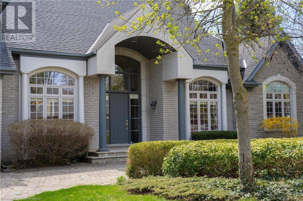 Carlisle, ON L0R1H1,45 PARKSHORE Place