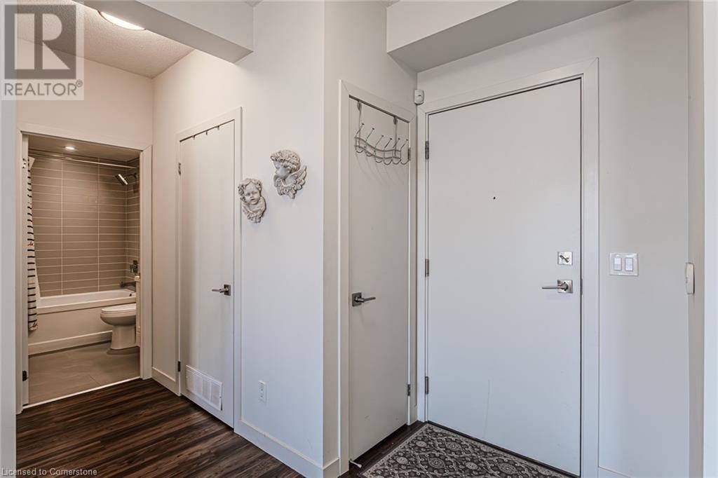 Burlington, ON L7R0E6,2093 FAIRVIEW ST #809