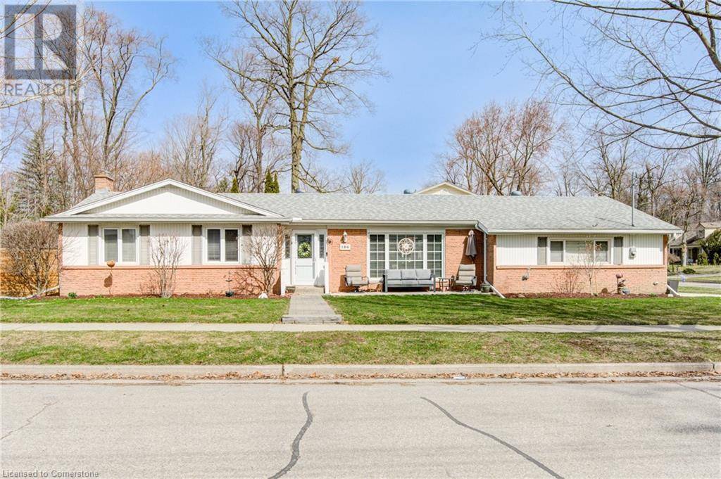 186 SHUH Avenue, Kitchener, ON N2A1H6
