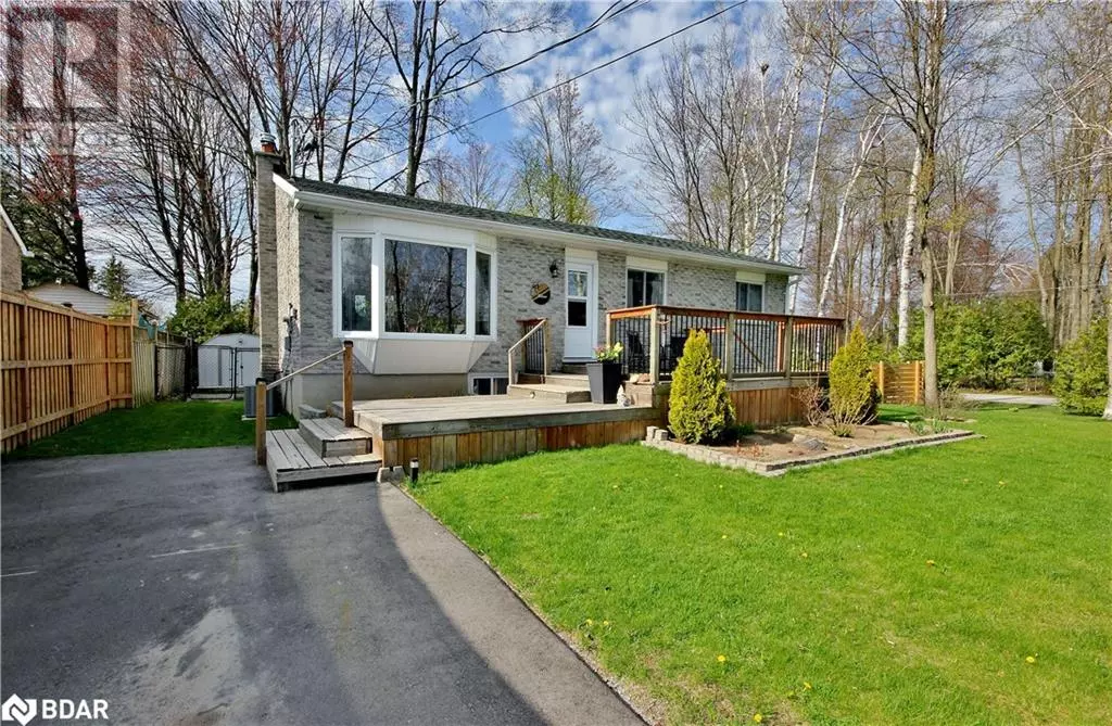 Innisfil, ON L9S2G7,700 JAMES Street