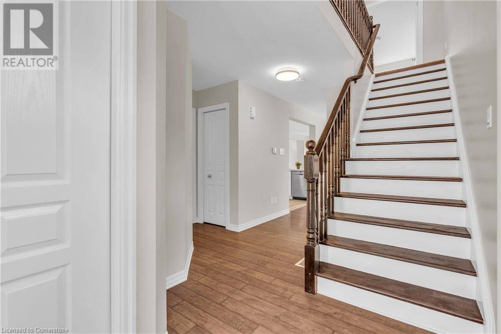 Kitchener, ON N2P1B8,105 PINNACLE DR #35