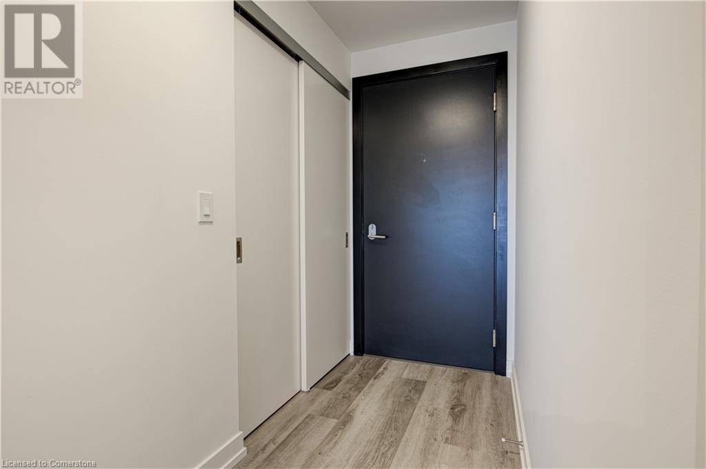 Kitchener, ON N2G0E3,15 WELLINGTON ST South #1605