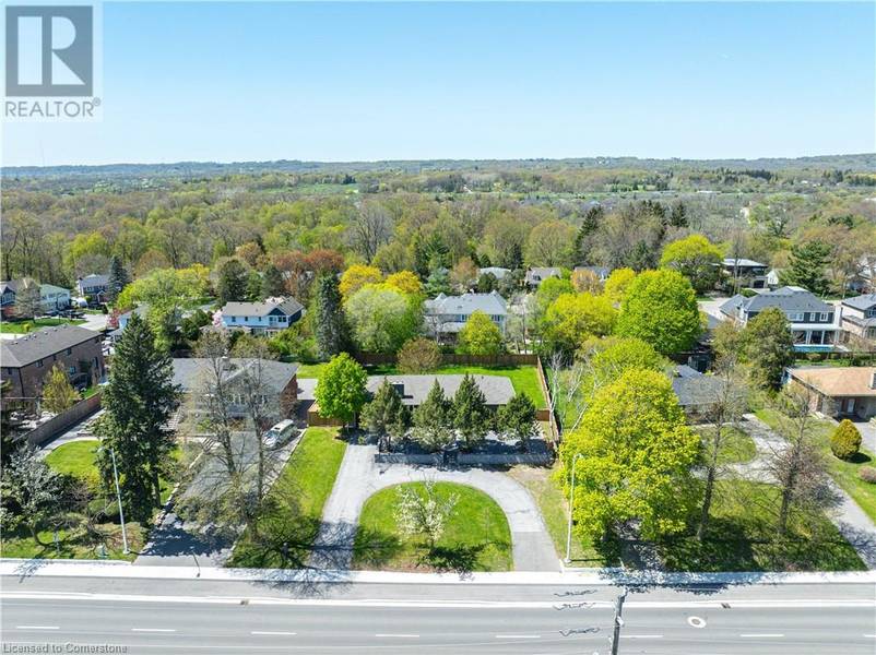 425 PLAINS Road W, Burlington, ON L7T1G7